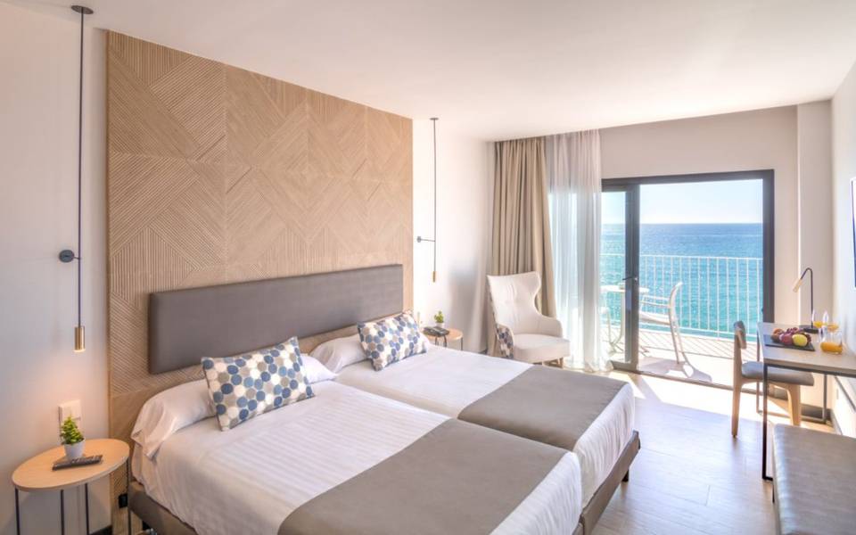 HabitaciÓn deluxe vista frontal al mar hotel cap negret altea, alicante HabitaciÓn deluxe vista frontal al mar hotel cap negret altea, alicante