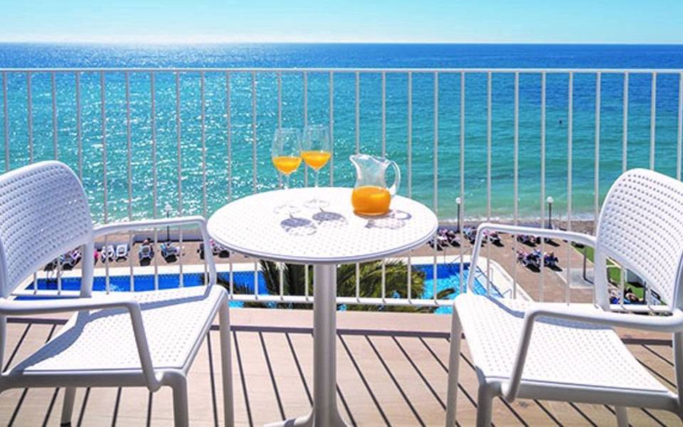 HabitaciÓn deluxe vista frontal al mar hotel cap negret altea, alicante HabitaciÓn deluxe vista frontal al mar hotel cap negret altea, alicante
