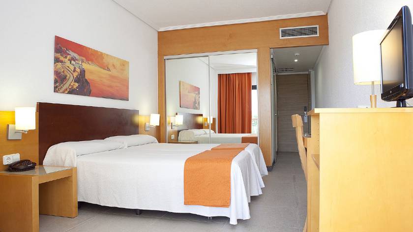 HABITACIÓN DOBLE ESTÁNDAR Hotel Cap Negret Altea, Alicante HABITACIÓN DOBLE ESTÁNDAR Hotel Cap Negret Altea, Alicante