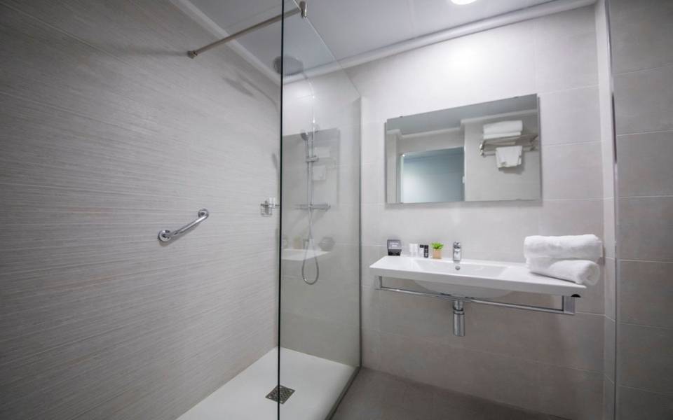 HabitaciÓn doble comfort hotel cap negret altea, alicante HabitaciÓn doble comfort hotel cap negret altea, alicante