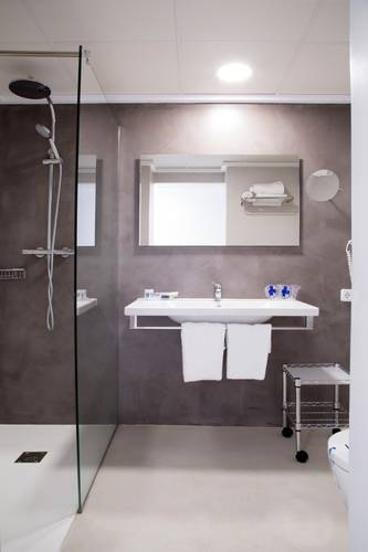 HABITACIÓN DOBLE ESTÁNDAR Hotel Cap Negret Altea, Alicante HABITACIÓN DOBLE ESTÁNDAR Hotel Cap Negret Altea, Alicante