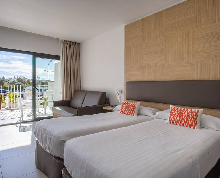 Habitación doble estándar Hotel Cap Negret Altea, Alicante