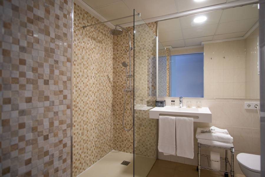 Habitación doble estandar Hotel Cap Negret Altea, Alicante Habitación doble estandar Hotel Cap Negret Altea, Alicante