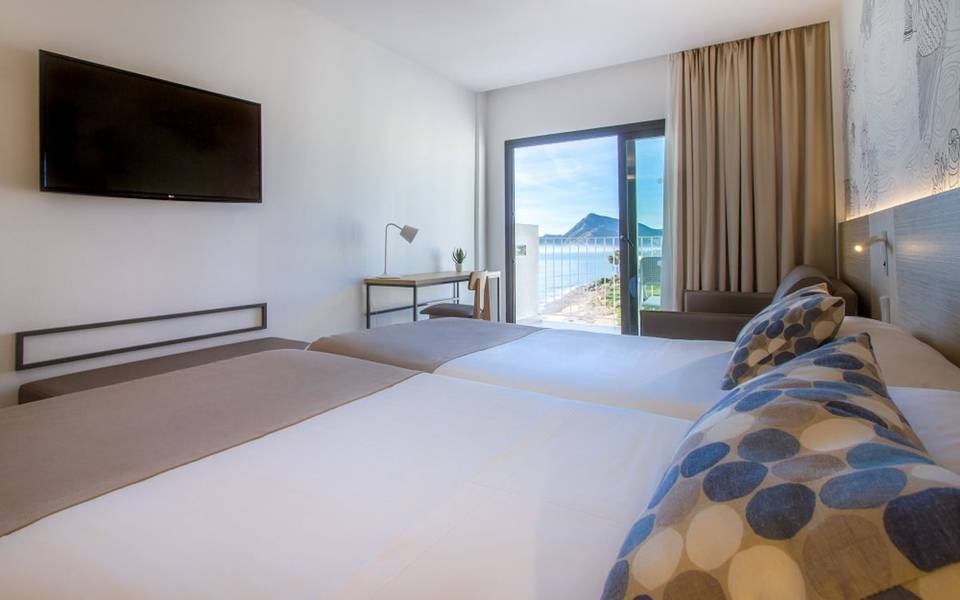 HabitaciÓn premiere plus hotel cap negret altea, alicante HabitaciÓn premiere plus hotel cap negret altea, alicante