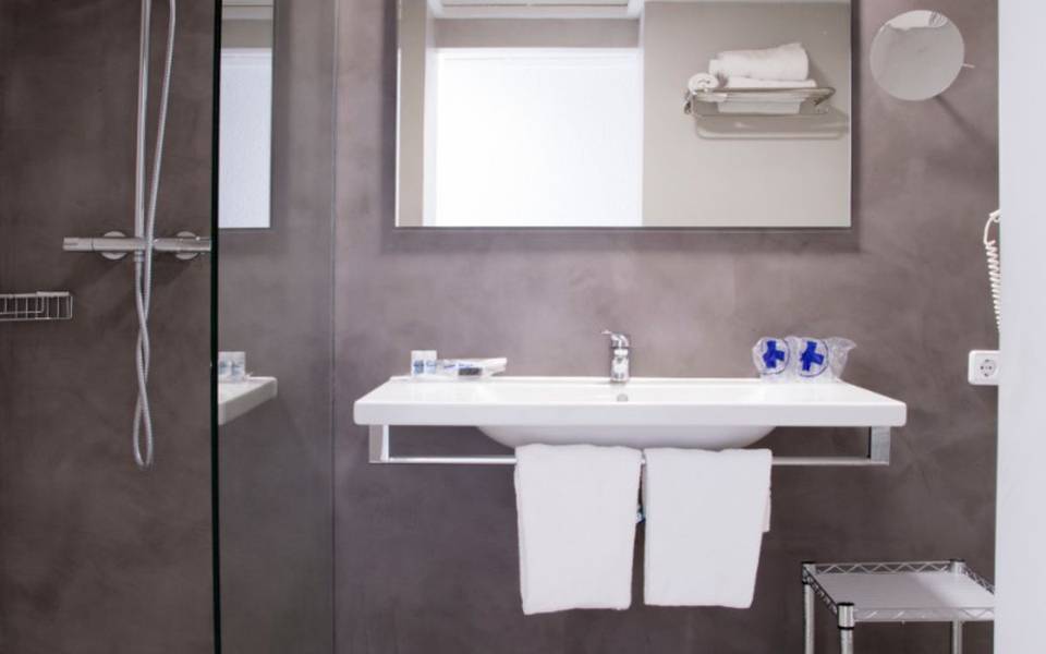 HabitaciÓn doble estÁndar hotel cap negret altea, alicante HabitaciÓn doble estÁndar hotel cap negret altea, alicante