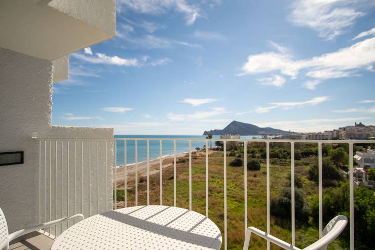 Habitación premiere plus Hotel Cap Negret Altea, Alicante