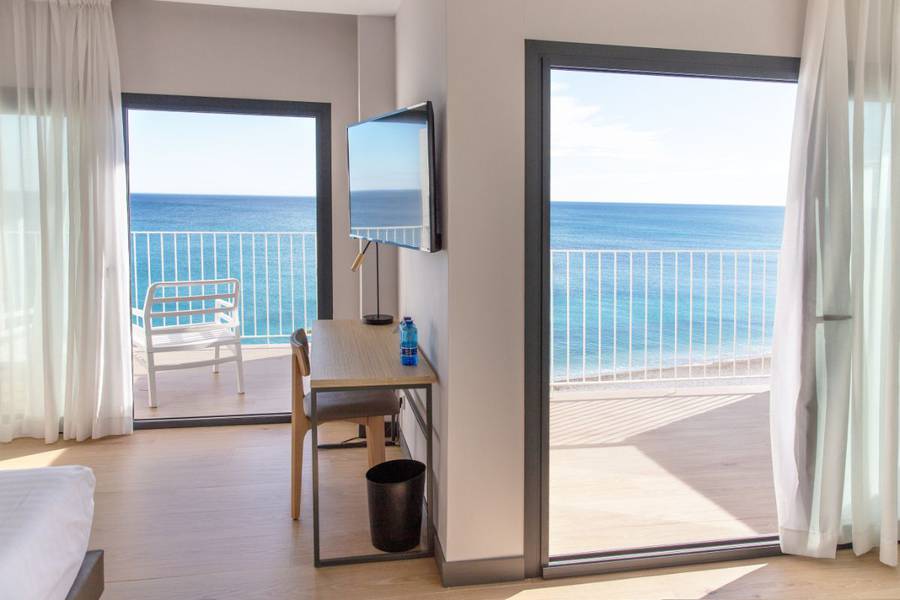 Junior suite cap negret Hotel Cap Negret Altea, Alicante Junior suite cap negret Hotel Cap Negret Altea, Alicante