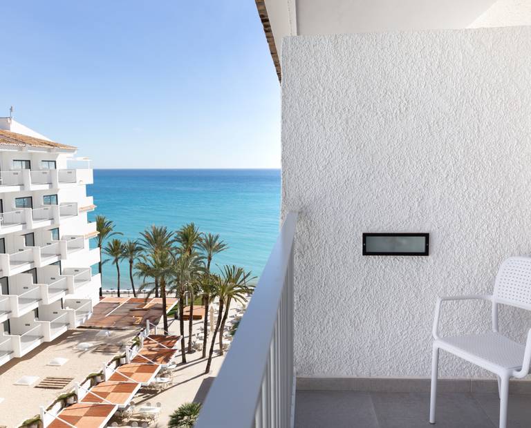 Habitación premiere Hotel Cap Negret Altea, Alicante
