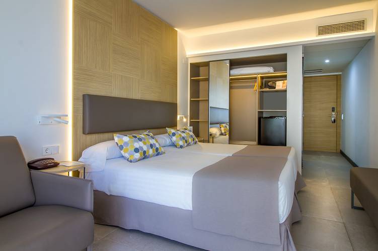 HABITACIÓN DOBLE COMFORT Hotel Cap Negret Altea, Alicante HABITACIÓN DOBLE COMFORT Hotel Cap Negret Altea, Alicante